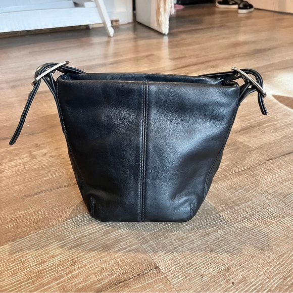 Aurielle Purse  Black Leather Shoulder Hobo Tote Satchel Bag 6X 8" X 4" - Picture 2 of 7